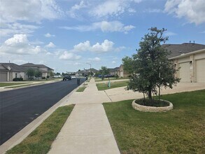 133 Kramer St in Georgetown, TX - Foto de edificio - Building Photo