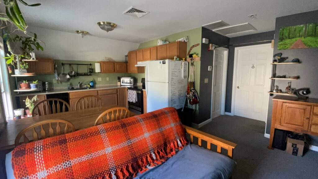 3 Middle St, Unit 2nd Floor in Nashua, NH - Building Photo
