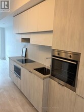 8 Eglinton Ave E in Toronto, ON - Building Photo - Building Photo