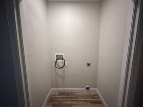 111 S Wood St in Ferris, TX - Building Photo - Building Photo