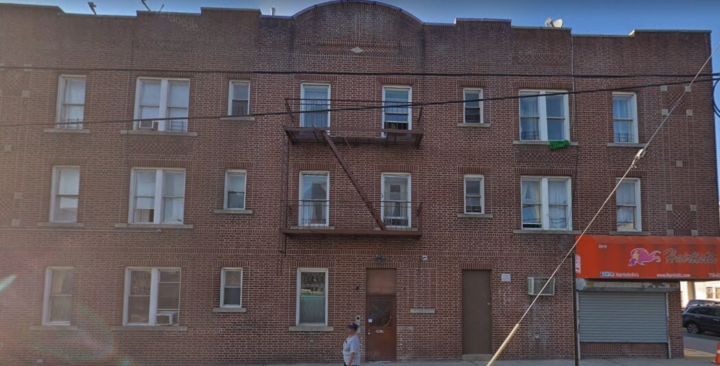 2919 Farragut Rd in Brooklyn, NY - Building Photo