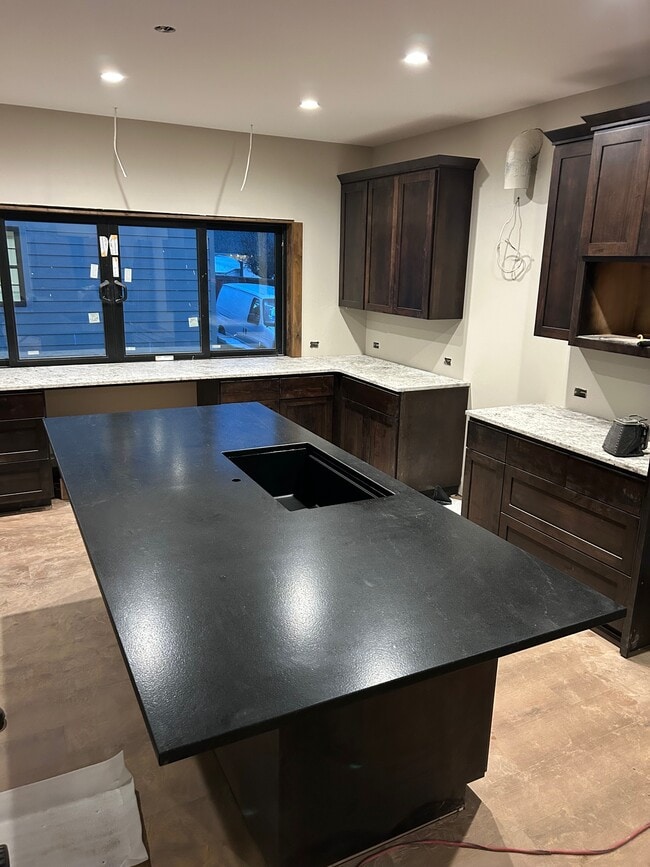 1062 N A St in Coeur d'Alene, ID - Building Photo - Building Photo