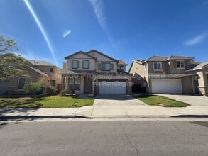 3882 Strand Way in Perris, CA - Building Photo - Building Photo