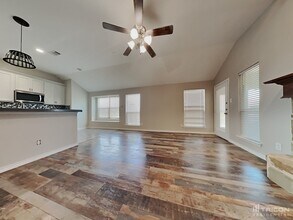 157 Spring Hollow Dr in Saginaw, TX - Building Photo - Building Photo