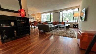 4501 Arlington Blvd, Unit 329 in Arlington, VA - Building Photo - Building Photo