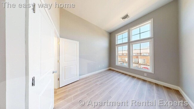 51 Hill Rd, Unit #703 in Belmont, MA - Foto de edificio - Building Photo