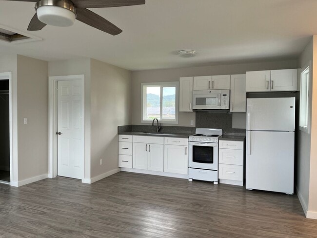 property at 45-143 William Henry Rd