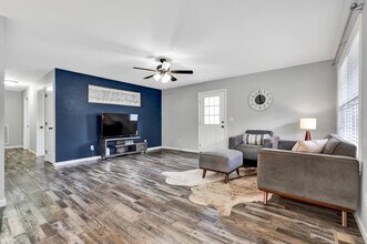 204 Gliden St in Athens, TN - Building Photo - Building Photo