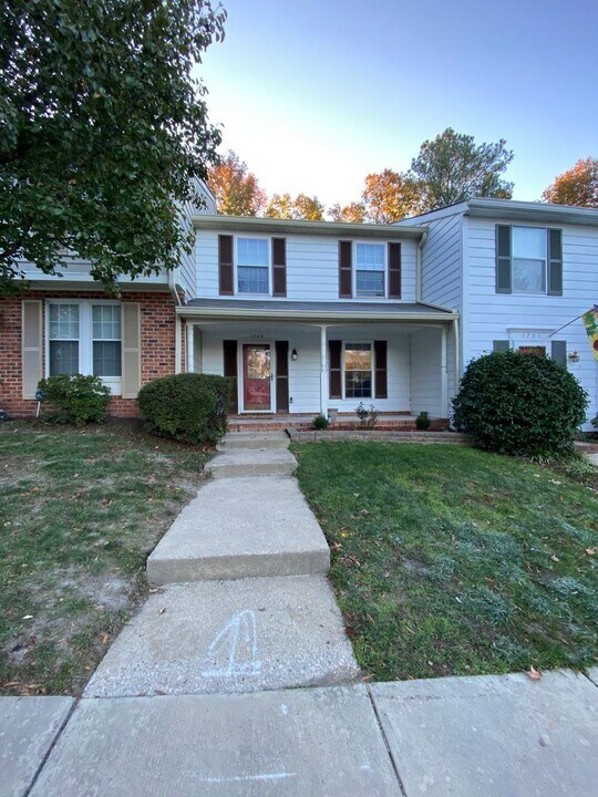 1743 Robins Nest Ct in Richmond, VA - Building Photo