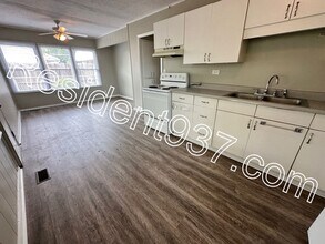 2132 Colton Dr in Dayton, OH - Building Photo - Building Photo