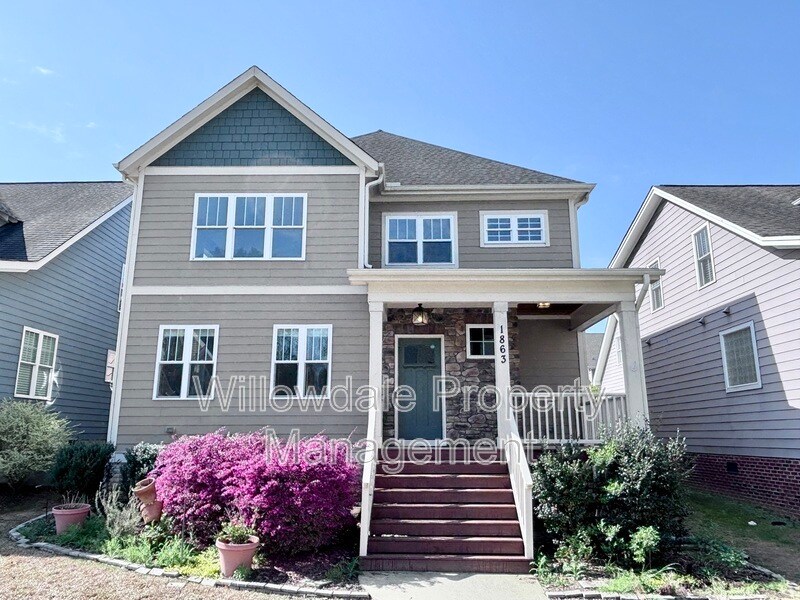 1863 Lake Glen Dr in Fuquay Varina, NC - Building Photo