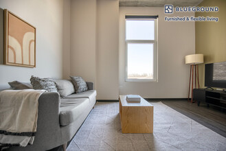 150 N Ashland Ave in Chicago, IL - Building Photo - Building Photo