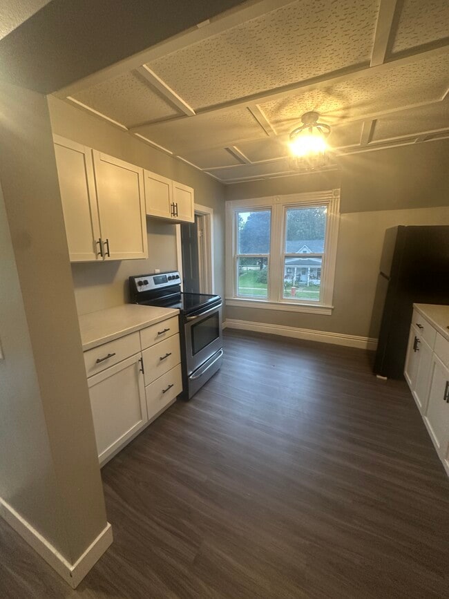 614 Cochrane St in Eau Claire, WI - Building Photo - Building Photo