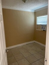 5685 Flagler St in Hollywood, FL - Building Photo - Building Photo