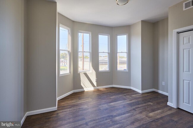 5514 Woodland Ave-Unit -B in Philadelphia, PA - Building Photo - Building Photo