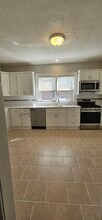 544 Joralemon St, Unit 2 in Belleville, NJ - Foto de edificio - Building Photo