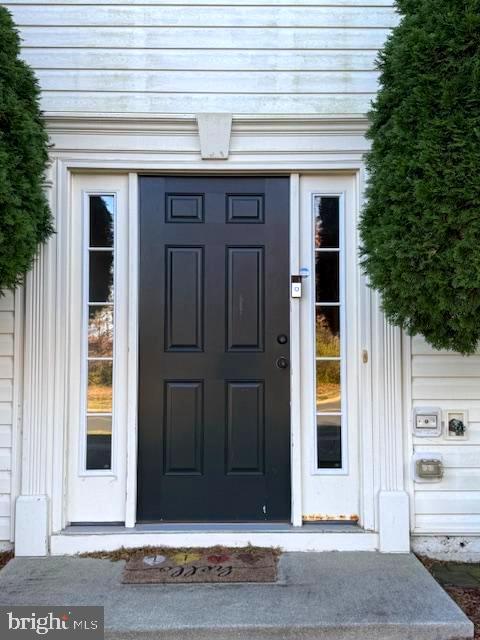 42999 Edgewater St in Chantilly, VA - Building Photo - Building Photo