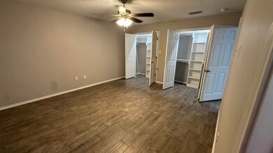 3704 Octavia Dr in Laredo, TX - Building Photo - Building Photo
