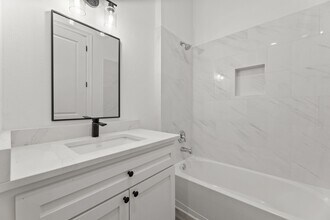 256 Capetown Way in Montgomery, TX - Building Photo - Building Photo