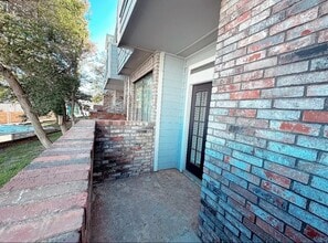 3406 Country Club Dr W, Unit 171 Terrance Heights in Irving, TX - Building Photo - Building Photo