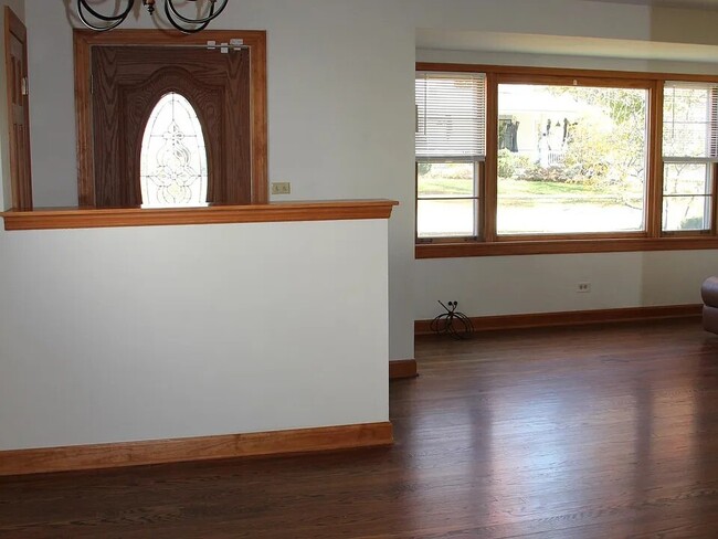 4216 Forest Ave in Western Springs, IL - Building Photo - Building Photo