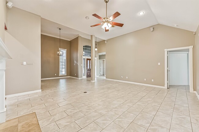 property at 2334 Pin Hook Ct