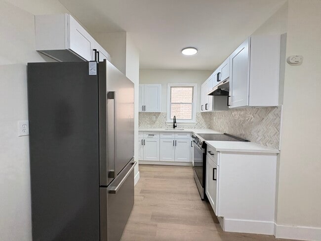 281 Belmont Ave, Unit 1