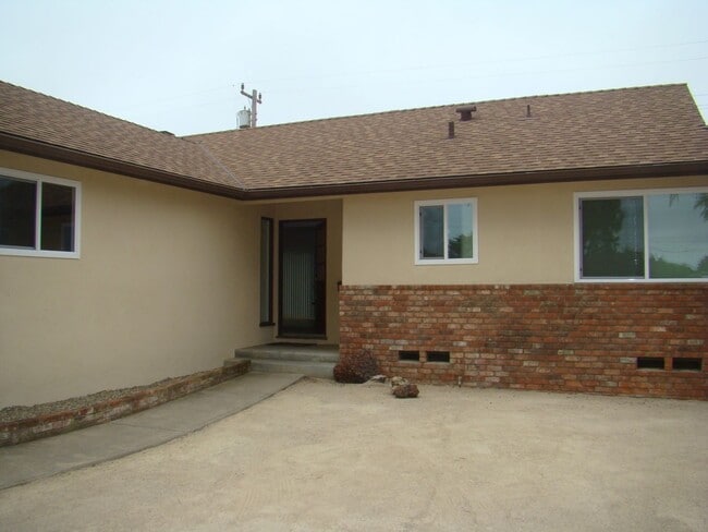 417 S O Pl in Lompoc, CA - Building Photo - Building Photo