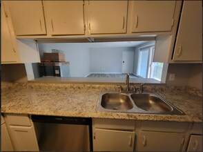 225 W McDowell Rd in Jackson, MS - Building Photo - Building Photo