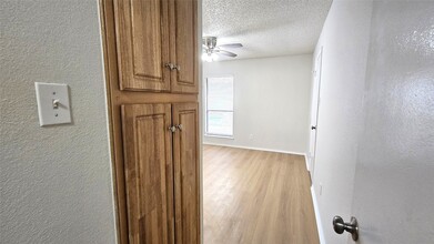 1605 5th Ave, Unit 11 in Fort Worth, TX - Foto de edificio - Building Photo