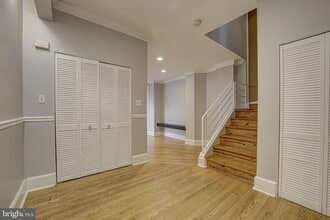 1005 S St NW, Unit 2 Bedroom 0210 in Washington, DC - Building Photo - Building Photo