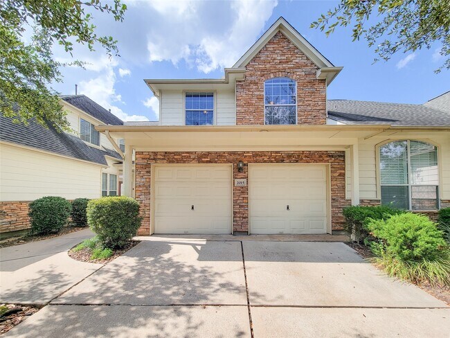 2015 Grand Terrace in Sugar Land, TX - Building Photo - Building Photo