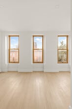 744 Lexington Ave, Unit 2 in Brooklyn, NY - Foto de edificio - Building Photo