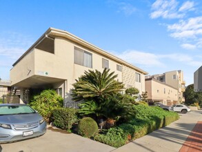 1822  Corinth Avenue, in Los Angeles, CA - Building Photo - Building Photo