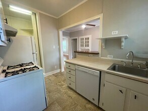 553 Gladstone Blvd in Shreveport, LA - Building Photo - Building Photo