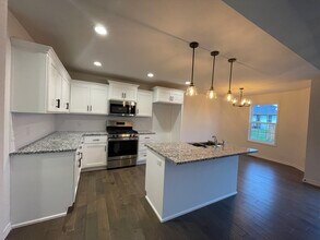 1003 S Meteor Ave in Springfield, MO - Building Photo - Building Photo