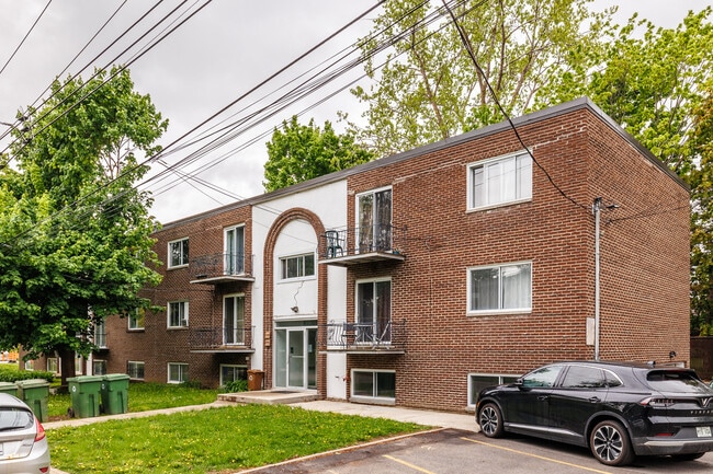 4864 Laniel Rue