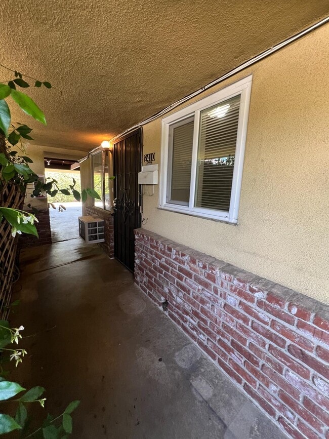 property at 2410 N Angus St