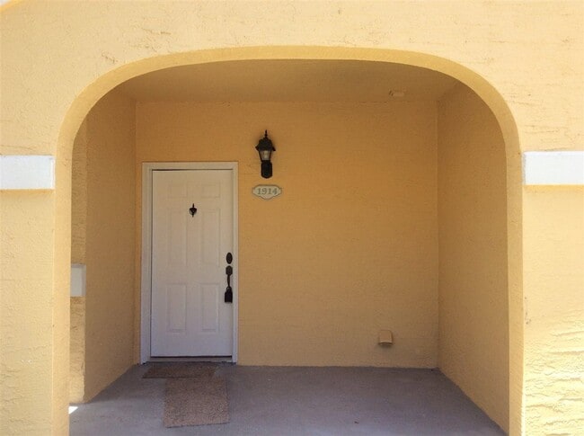1914 Vista Cove Rd in St. Augustine, FL - Building Photo - Building Photo