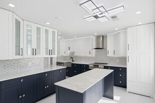 912 Pineland Ave in Hinesville, GA - Building Photo