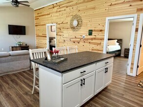 813 Eaton Hollow Rd SW in Lancaster, OH - Building Photo - Building Photo