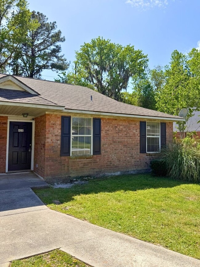 408 Admiral's Walk Dr in St. Marys, GA - Building Photo - Building Photo