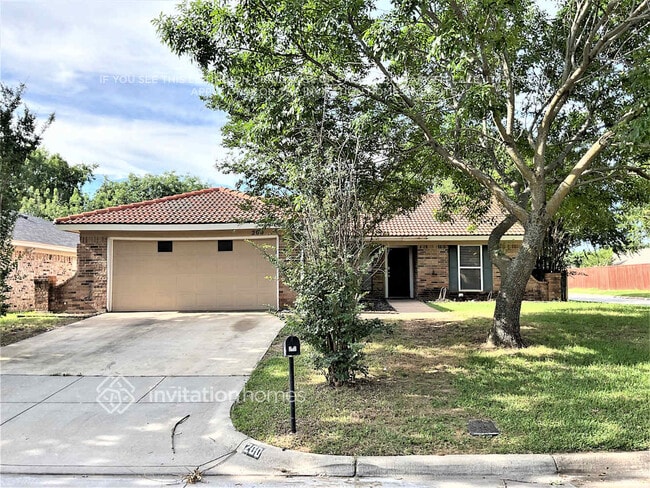 property at 200 Kalmia Dr
