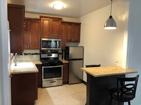 1245 E Appleton St, Unit 3