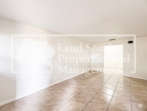 725 E Lime St in Lakeland, FL - Building Photo - Building Photo