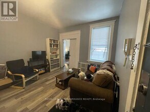 342 Frank St in Ottawa, ON - Building Photo - Building Photo