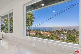 5437 Manitowac Dr in Rancho Palos Verdes, CA - Building Photo - Building Photo