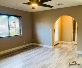 2089 Oak Meadow Cir in South Daytona, FL - Building Photo - Building Photo