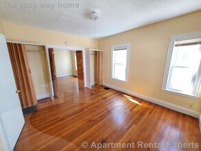 32 Claremon St in Somerville, MA - Building Photo - Building Photo