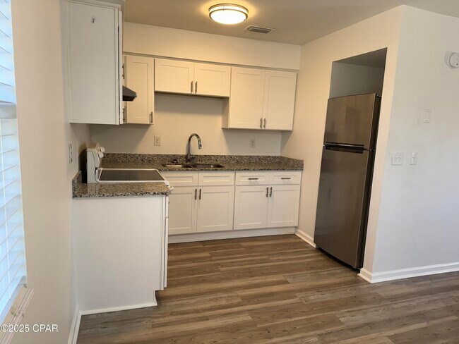 130 Beulah Ave in Panama City, FL - Building Photo - Building Photo